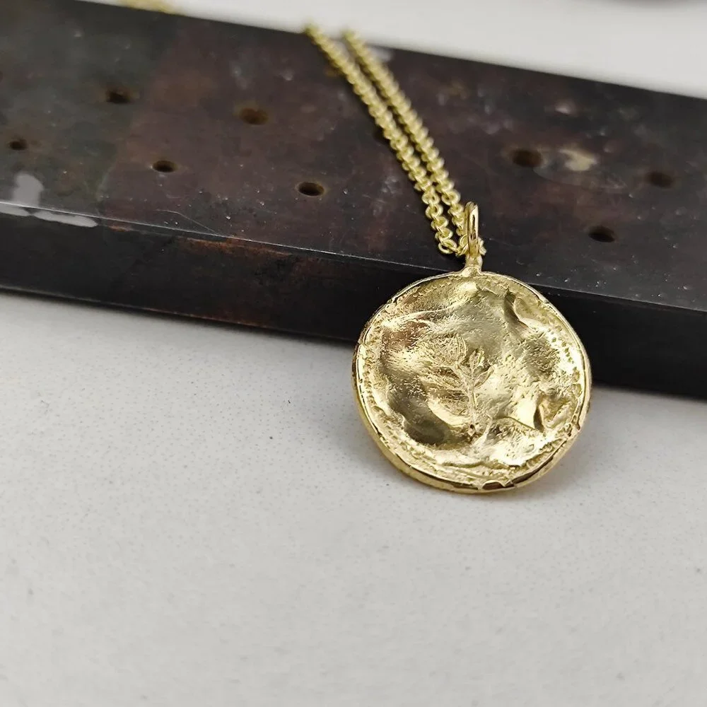 Gold necklace. 14 karat solid yellow gold necklace Raw pendant. Handmade pendant - Picture 8 of 15